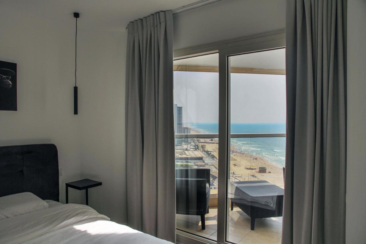 Apartments4You Leonardo 17 บัตยัม ภายนอก รูปภาพ